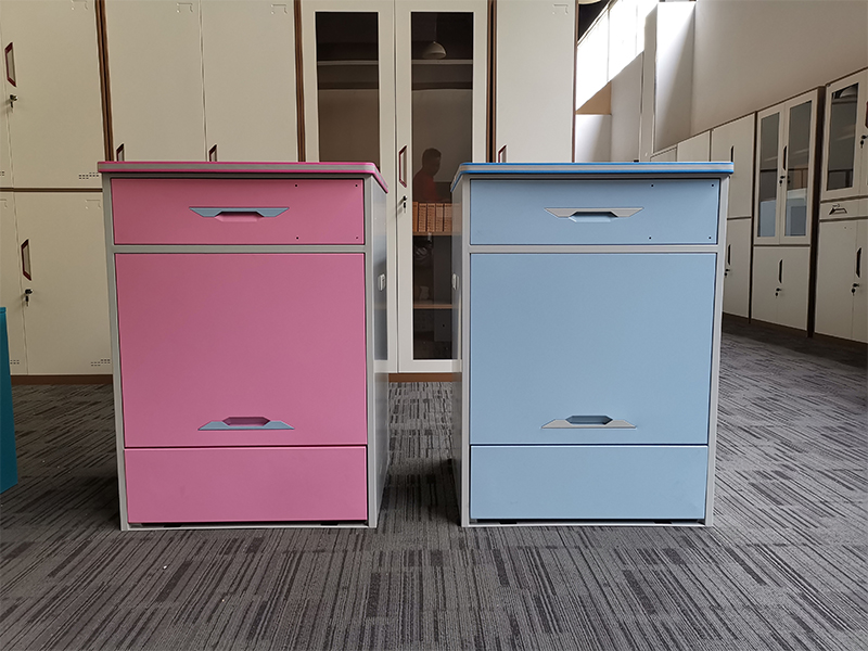 豐龍醫(yī)院陪護(hù)床為何受青睞? 精細(xì)生產(chǎn)廠家為您解密!