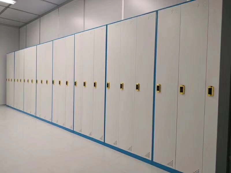 員工更衣柜